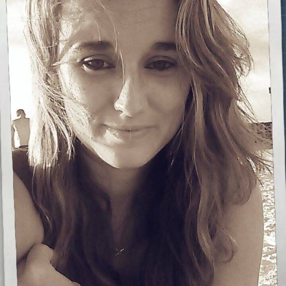 Meet your Posher, Holly
